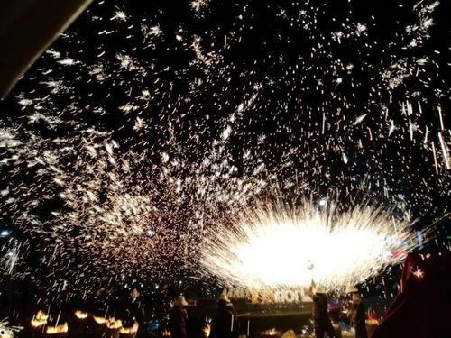 打铁花视频,传统技艺的视觉盛宴 打铁花视频,传统技艺的视觉盛宴